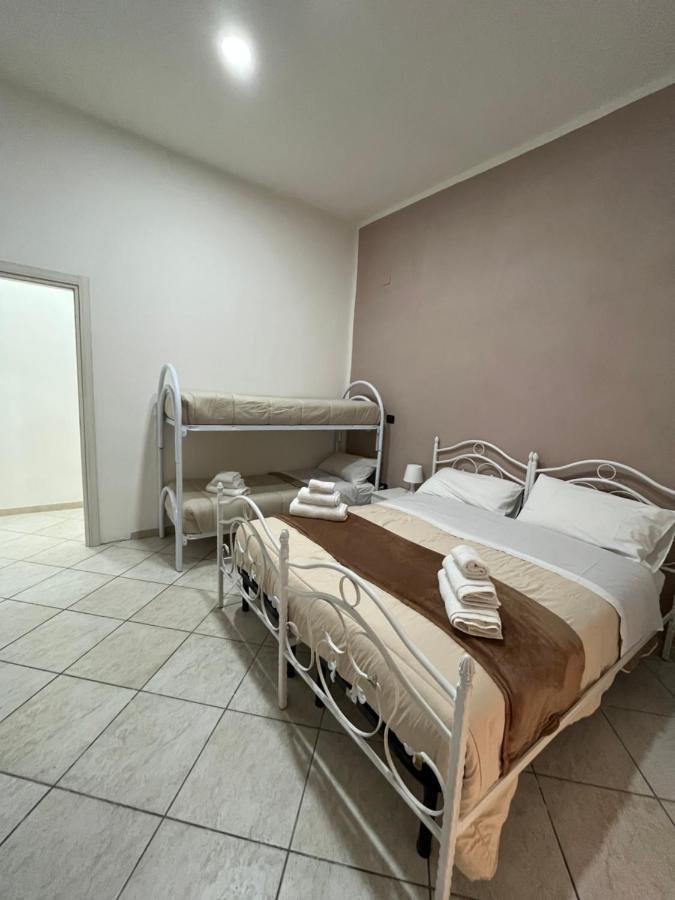 La Svolta Rooms Napoli Exterior foto